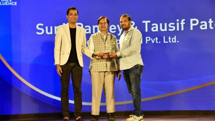Teams Applaud Founders Felicitated at Gems of Maharashtra Awards 2026